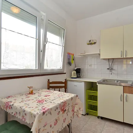 Brajdine 405 Apartamento *